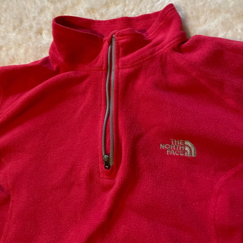 Women’s large pink The north face light weight sweater